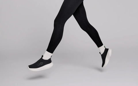 Women's OOmy Zen - Chalk Black